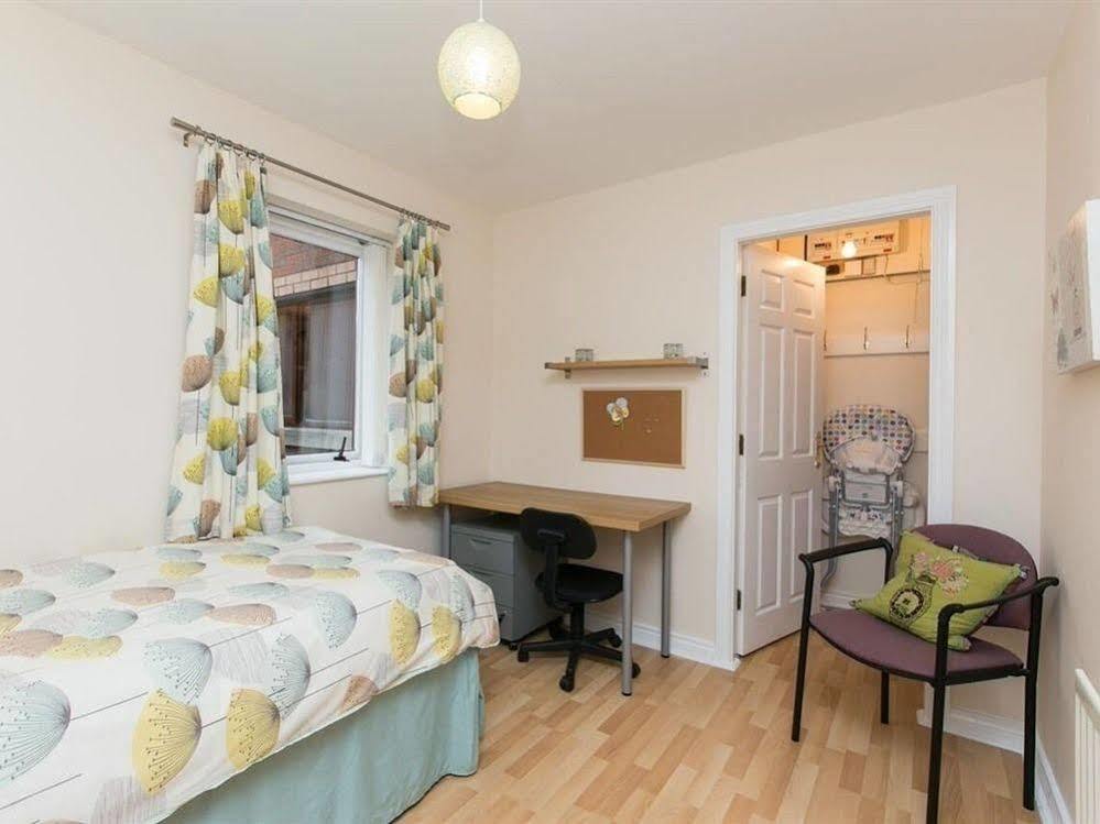 Hotel Ashleigh Manor Belfast Esterno foto